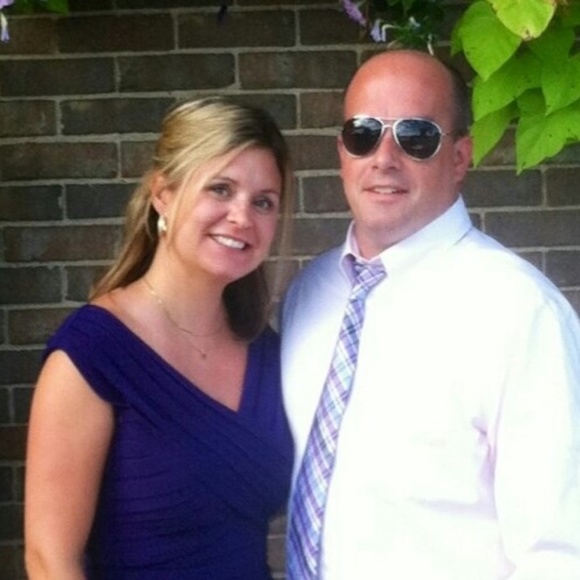 ✓HOST PICK!! Adrianna Papell Sleeveless Dress - Picture 2 of 8